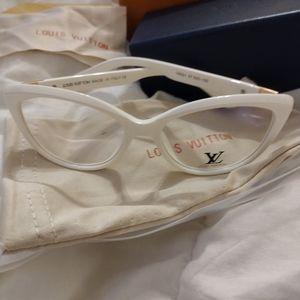 New White Eyeglasses